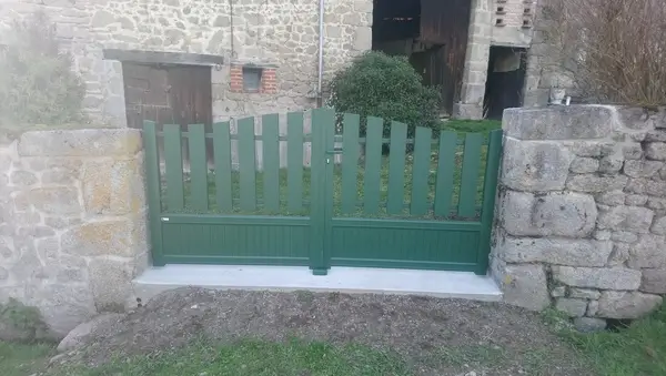 portail bois menuisier
